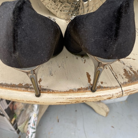 Size 12 J. Renee / 4 inches tall / NWT - Picture 2 of 6